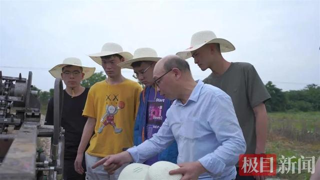 大學生科研項目有哪些主題_（大學生科研項目有哪些外語類）