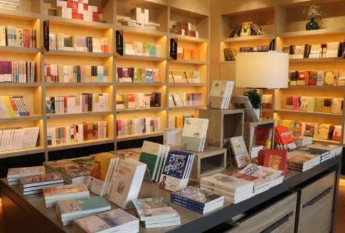 實(shí)體書店系統(tǒng)信息化，應(yīng)該如何選擇書店銷售管理系統(tǒng)？（書店銷售管理數(shù)據(jù)庫(kù)系統(tǒng)）