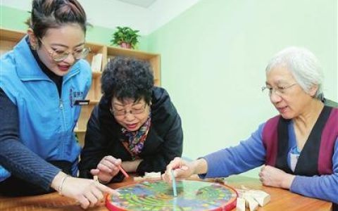 天津健全居家養(yǎng)老服務(wù) 讓老人健康并快樂(lè)著（天津市居家養(yǎng)老服務(wù)）
