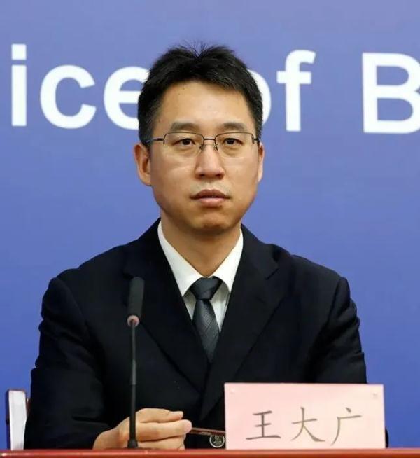 北京：抓經(jīng)營必須抓防疫，統(tǒng)籌做好社會面疫情風險排查工作（堅決做好北京疫情防控）