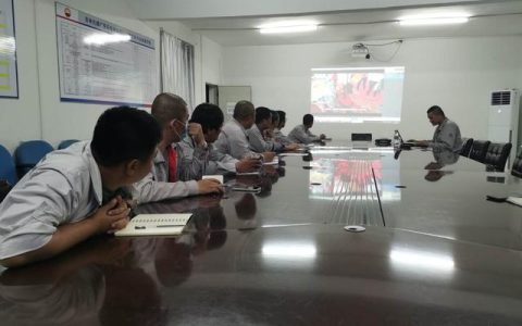 工程項目安全會議應(yīng)該怎么開？（工程項目安全會議應(yīng)該怎么開展）